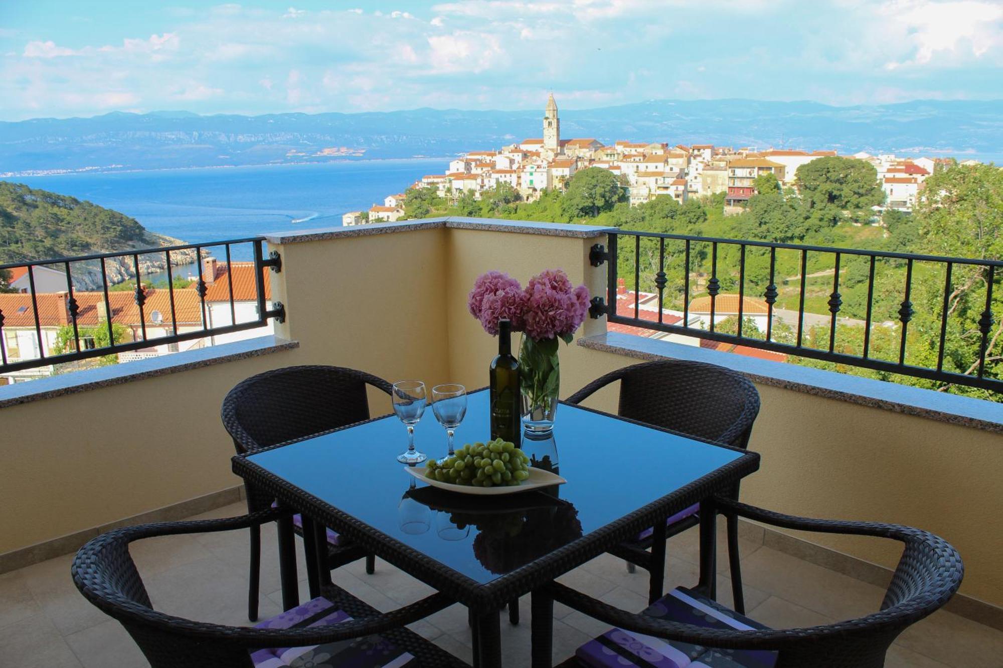 Apartmani Marin1 Vrbnik Ruang foto