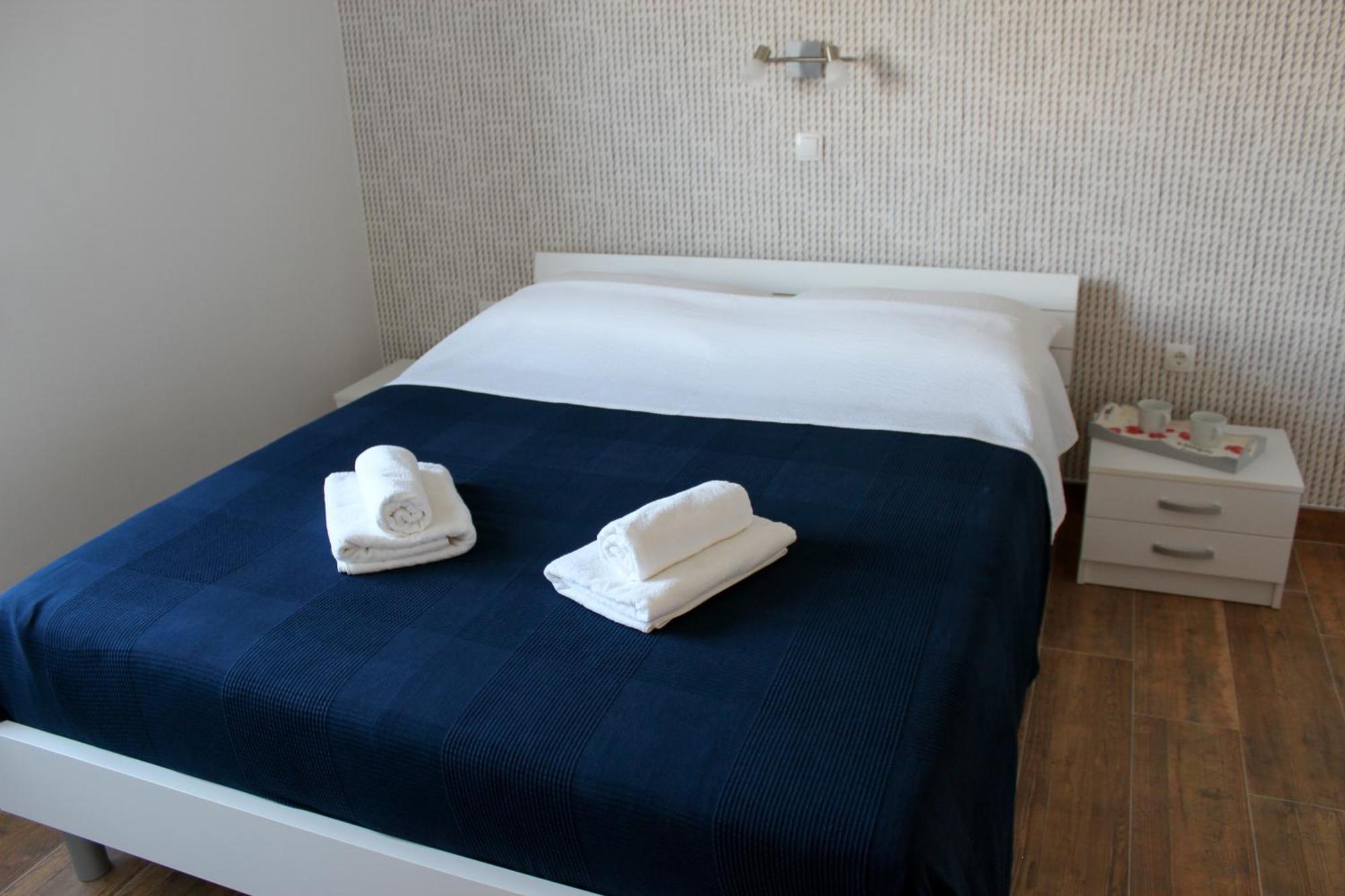 Apartmani Marin1 Vrbnik Ruang foto