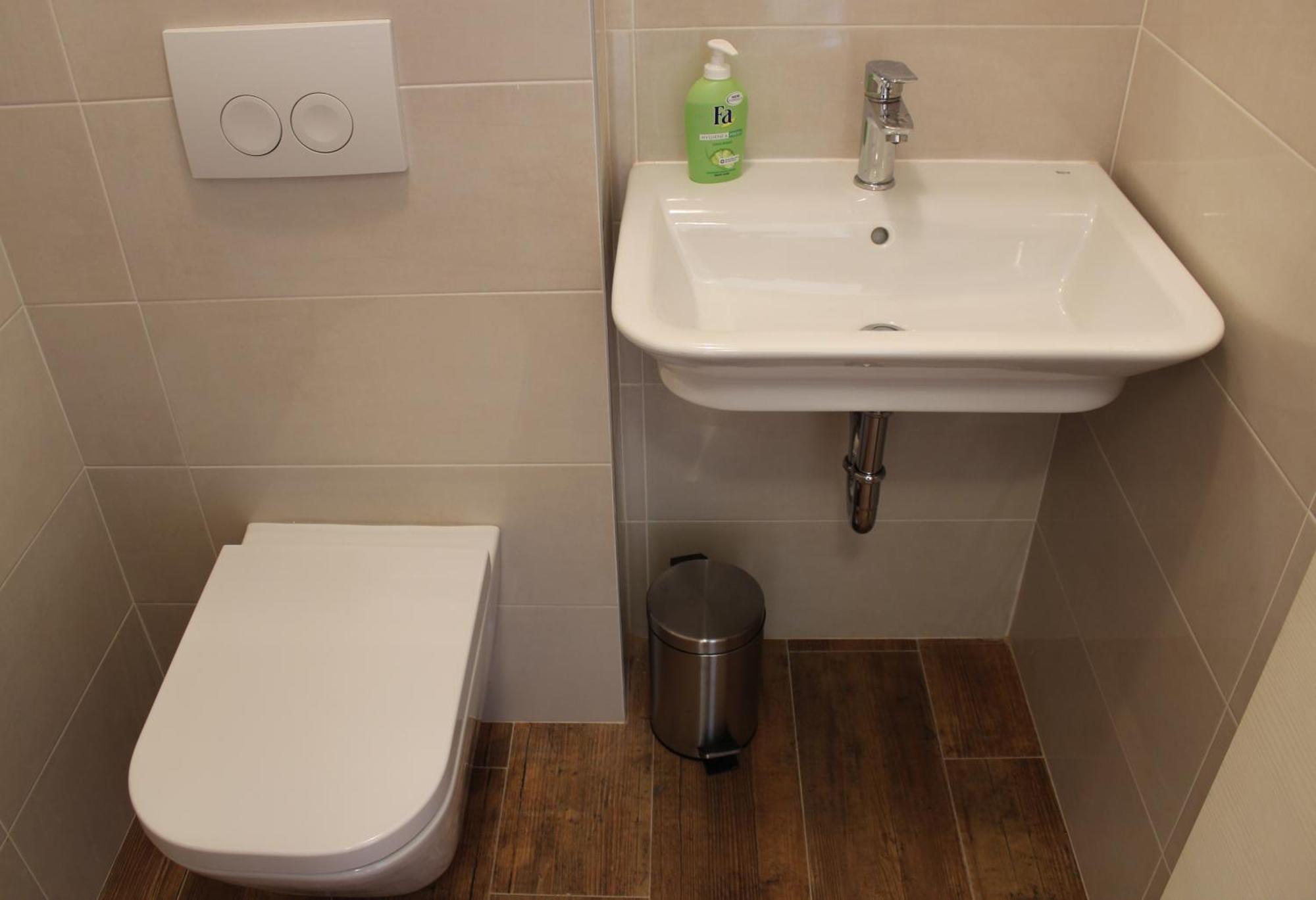 Apartmani Marin1 Vrbnik Ruang foto